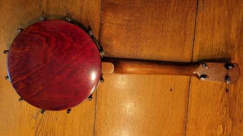 `The Whirle` Banjo Ukelele