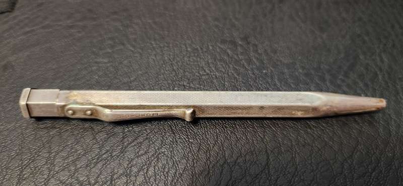 Yard-o-led Silver Pencil