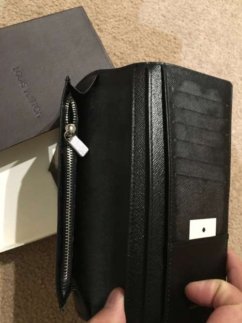 Replica LOUIS VUITTON MENS WALLET - last one