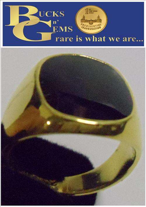 MENS 9CT GOLD RING BLACK STONE