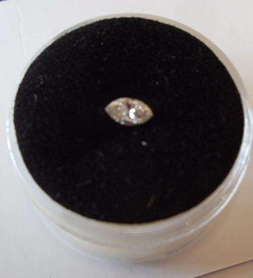 NATURAL DIAMOND - MARQUISE CUT 0.21 CTS - 21 POINTER (SI) CLARITY (H) COLOURS