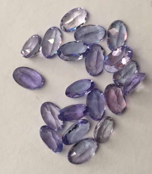 CERTIFIED 5.00cts TANZANITE - OVAL CUT - 20 STONES TOTAL -  Bid per carat 5 carats available