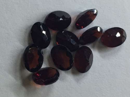 **SALE* 41.620cts NATURAL SPESSARTITE RED GARNET "RED" OVAL CUTS MIXED SIZES - PRICE PER CARAT = 1ct