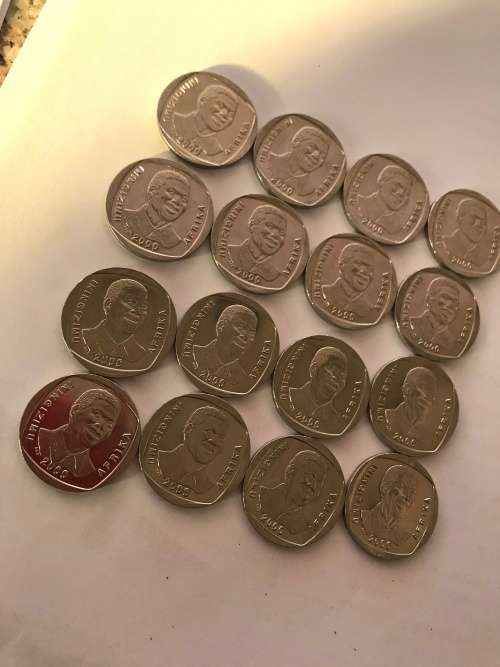 2000 MANDELA SMILEY R5 COIN "BRILLIANT UN-CIRCULATED" R5 COIN from sealed BAG as from mint