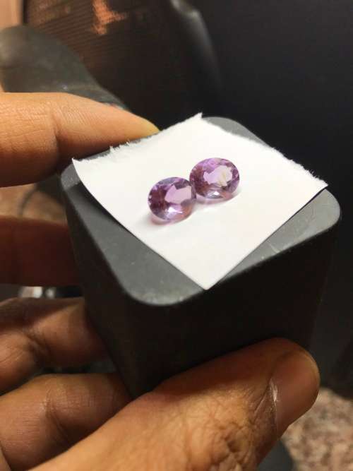 4.72cts PINK TOURMALINE PAIR 2.36cts ea - OVAL CUT - TOP PINK COLOR STONE - PERFECT PAIR PINK SET