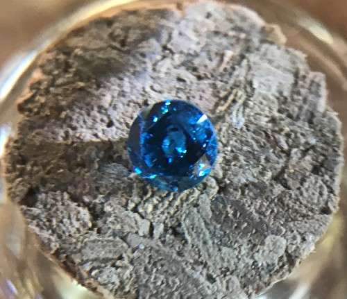 0.280cts ROUND BRILLIANT - BLUE DIAMOND * Si2 **STUNNING MEDIUM TO DARK BLUE** CAN BE CERTIFIED
