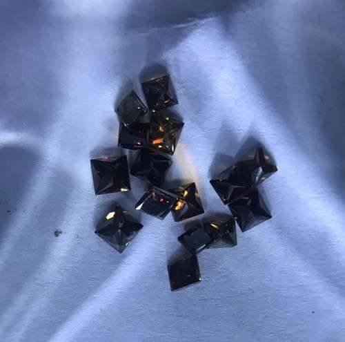 0.750cts COGNAC GOLDEN BROWN DIAMONDS * PRINCESS CUT ** 2mm - COLOR CHANGING DIAMONDS 15 PCS IN SET