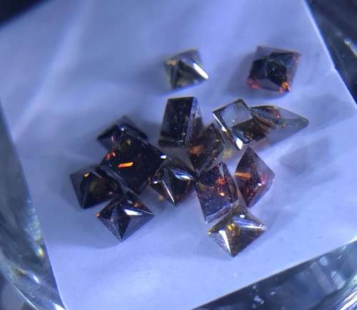 0.750cts COGNAC GOLDEN BROWN DIAMONDS * PRINCESS CUT ** 2mm - COLOR CHANGING DIAMONDS 15 PCS IN SET