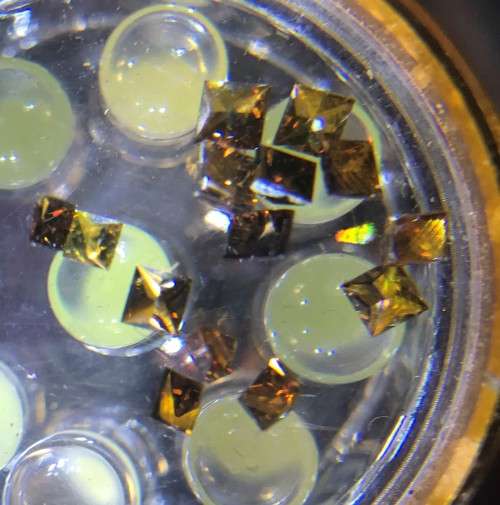 0.750cts COGNAC GOLDEN BROWN DIAMONDS * PRINCESS CUT ** 2mm - COLOR CHANGING DIAMONDS 15 PCS IN SET