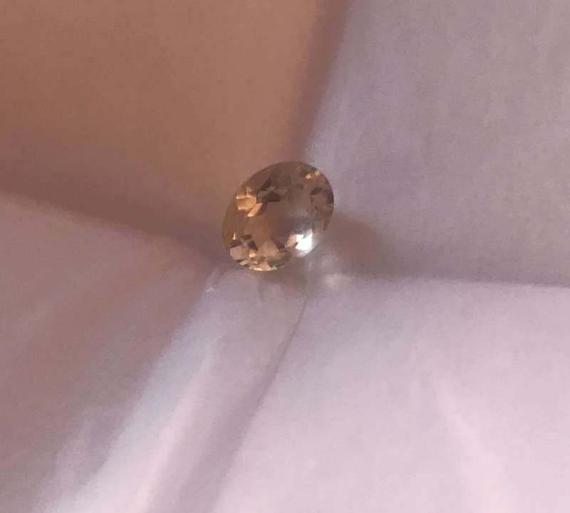 CERTIFIED 2.028 cts - NATURAL CITRINE - OVAL cut -light yellow -COA included (EGL)