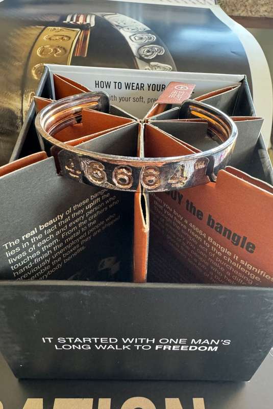 MANDELA 46664 BANGLE - PURE SILVER - 40gr - SIZE SMALL + LIMITED EDITION BOOK & 2/5/2014 SERIAL