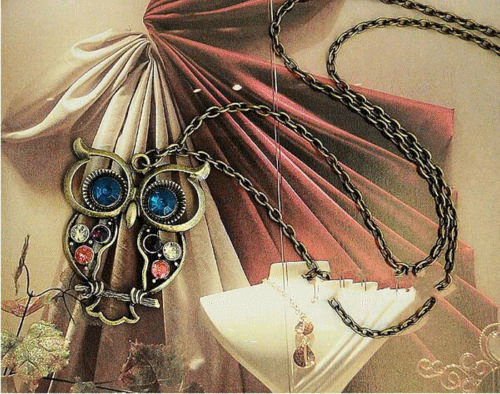 FREE POSTAGE Vintage Look -  Owl Necklace With Colorful Crystals