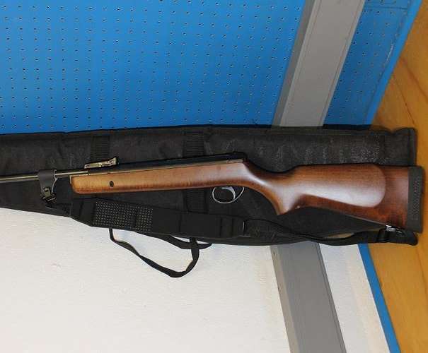 BSA Supersport Air Rifle - R1 No Reserve (RRP R3 500)