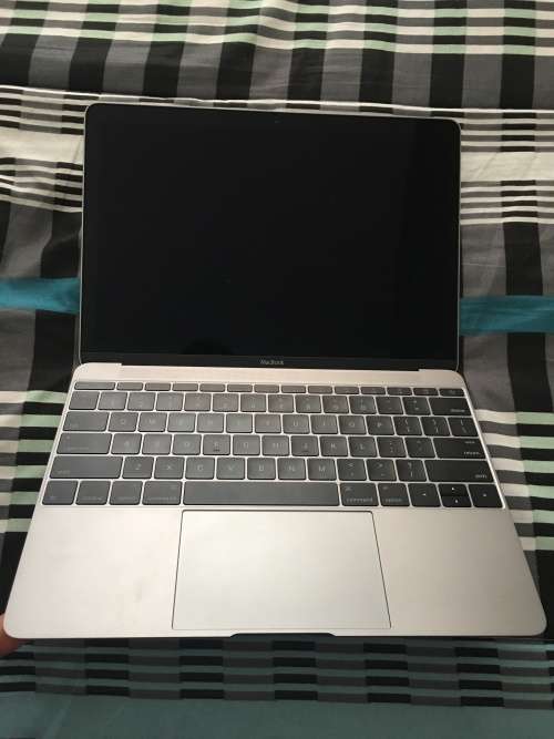 * Apple Macbook 12" Space Gray with Extra's *