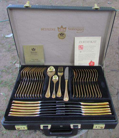 SOLINGEN West German 23/24 GOLD PLATED CUTLERY SET=82 piece=CARRY CASE=NEVER used=STUNNING SET!!