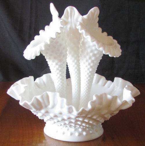 FENTON HOBNAIL MILK GLASS EPERGNE 3 TRUMPET VASE=USA=American Art Deco/Nouveau 1950-70