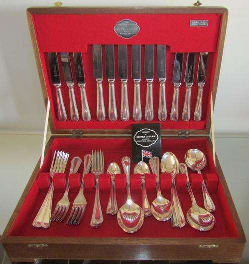 CUTLERY & Wooden CANTEEN=COOPER LUDLAM ENGLAND=EPNS=44 piece=6 place=Wooden Canteen=MAKE an OFFER?