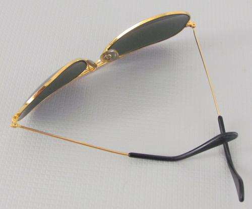 RAY BAN AVIATOR Sunglasses with PGA Tour carry case=good used condition.