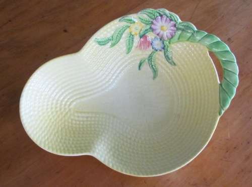 CARLTON WARE CARLTONWARE YELLOW BASKET ROPE WEAVE BOWL Flowers and Rope Handle FOXGLOVE FLORAL.