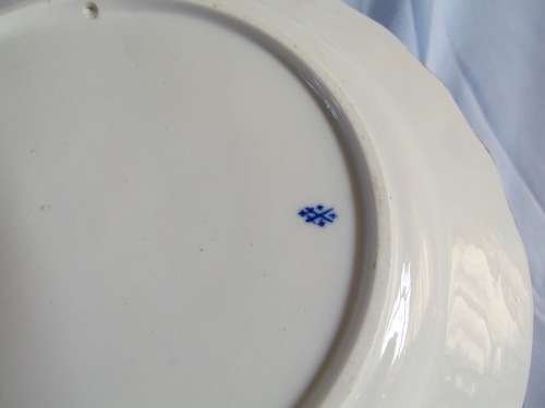 MEISSEN?? CHERUBS decorative Plate=Meissen??=Angels=CHERUBS.