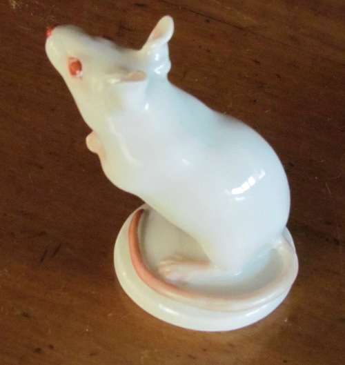 RARE WIEN Augarten AUSTRIA=White Porcelain Mouse=Designed by Professor Robert Ullman=1935!!!!!!