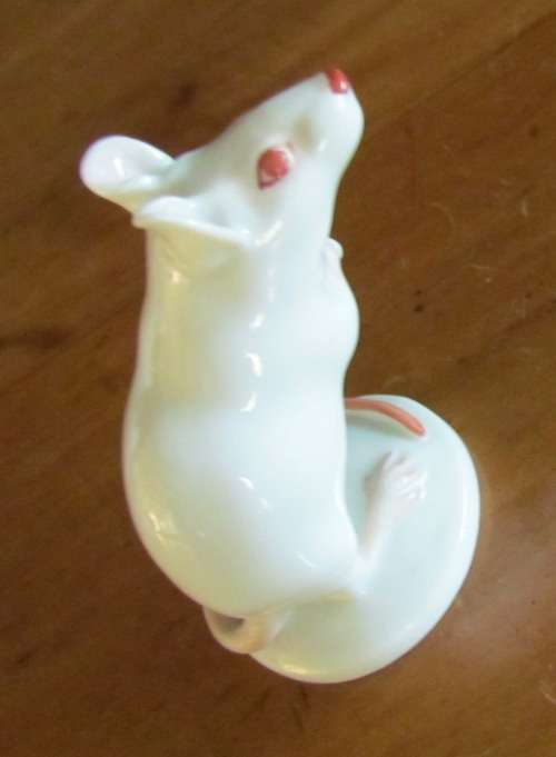 RARE WIEN Augarten AUSTRIA=White Porcelain Mouse=Designed by Professor Robert Ullman=1935!!!!!!