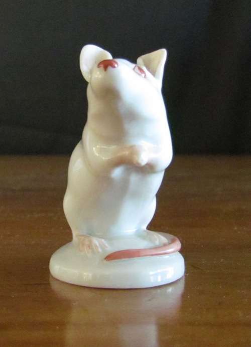 RARE WIEN Augarten AUSTRIA=White Porcelain Mouse=Designed by Professor Robert Ullman=1935!!!!!!