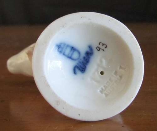 RARE WIEN Augarten AUSTRIA=White Porcelain Mouse=Designed by Professor Robert Ullman=1935!!!!!!