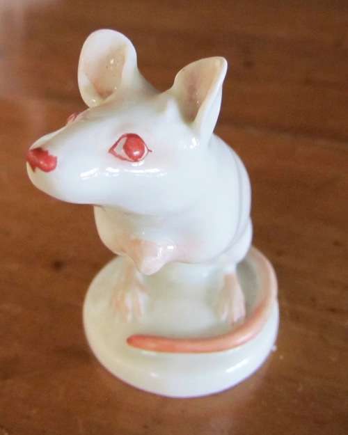 RARE WIEN Augarten AUSTRIA=White Porcelain Mouse=Designed by Professor Robert Ullman=1935!!!!!!