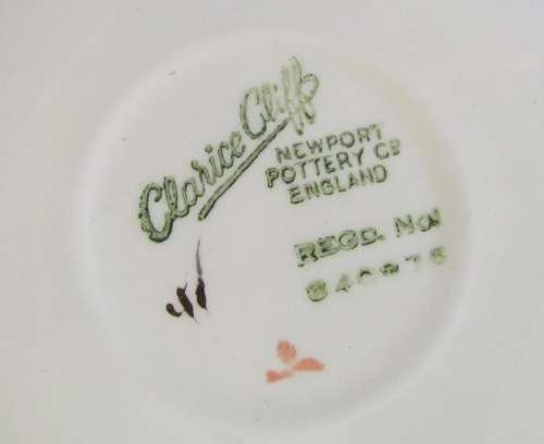 CLARICE CLIFF=TEA SET=Newport Pottery=18 pieces=5 TRIOS=MILK=SUGAR=CAKE=England=Flowers=ROSES=FLORAL