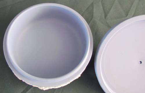 WEDGWOOD Large Round Trinket or Jewellery Box & Lid=BLUE & WHITE JASPERWARE=Made in ENGLAND