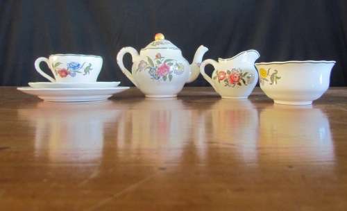 COPELAND SPODE Spring Time England TEA for 1 SET small Teapot 1 Trio Milk Sugar FLOWERS!!!