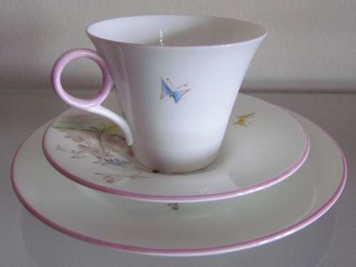SHELLEY WILD FLOWERS Trio `IDEAL CHINA` WR076 Pink Rims Unusual and Beautiful!!!!!