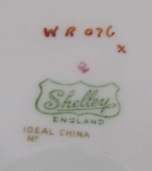 SHELLEY WILD FLOWERS Trio `IDEAL CHINA` WR076 Pink Rims Unusual and Beautiful!!!!!