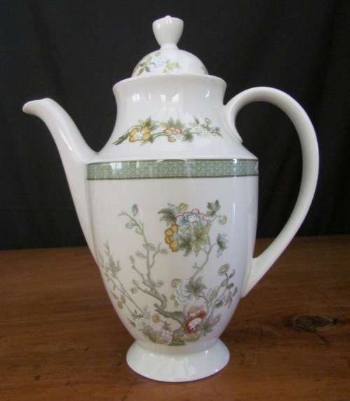 ROYAL DOULTON=TONKIN=Coffee Set=16 PIECES=1974=6 Demitasse Cups + Saucers=MILK=OPEN SUGAR=Expresso.
