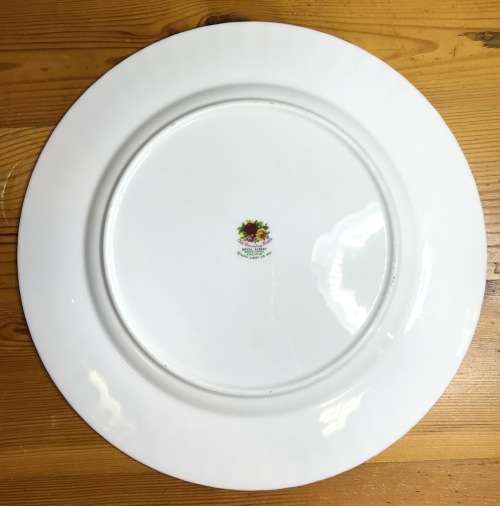 ROYAL ALBERT=OLD COUNTRY ROSES=OCR=1 x DINNER PLATE=1st quality=Fine Bone China=England.