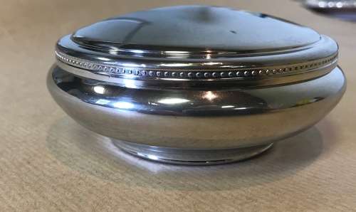TIFFANY & Co. JEWELLERY TRINKET LIDDED DISH ROUND PEWTER HANDCRAFTED VELVET LINING BEAUTIFUL!!!!!!!!