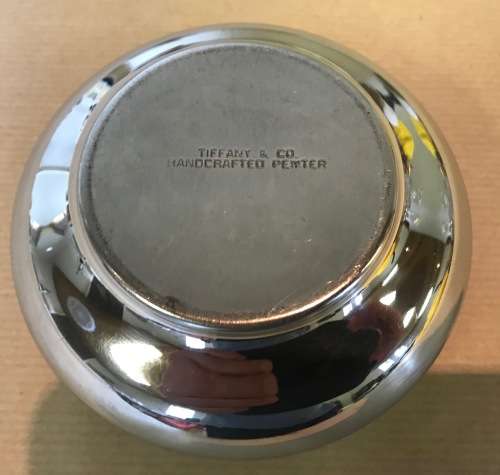 TIFFANY & Co. JEWELLERY TRINKET LIDDED DISH ROUND PEWTER HANDCRAFTED VELVET LINING BEAUTIFUL!!!!!!!!