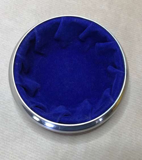 TIFFANY & Co. JEWELLERY TRINKET LIDDED DISH ROUND PEWTER HANDCRAFTED VELVET LINING BEAUTIFUL!!!!!!!!