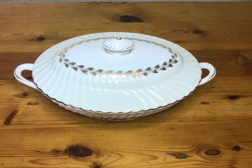 MINTON TUREEN and LID GOLD CHEVIOT PATTERN RARE MAGNIFICENT PERFECT CONDITION.