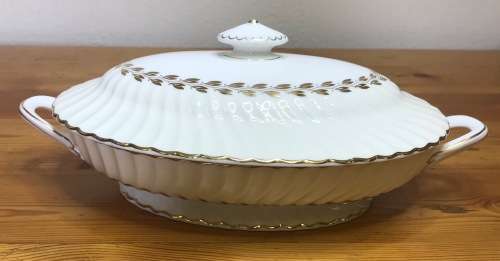 MINTON TUREEN and LID GOLD CHEVIOT PATTERN RARE MAGNIFICENT PERFECT CONDITION.