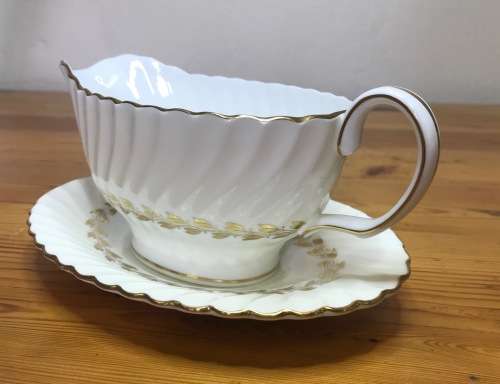 MINTON GRAVY BOAT and SAUCER GOLD CHEVIOT PATTERN RARE Very good condition.