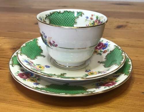 JAMES KENT=TEA TRIO'S x 6="SANDRINGHAM" PATTERN 3018=LONGTON=STAFFORDSHIRE=1950's=England=Scarce!!!