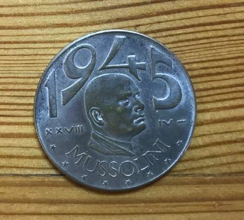COIN=BENITO MUSSOLINI=1945=20 Lire=ITALY= Facist Italy Benito Mussolini Medal.