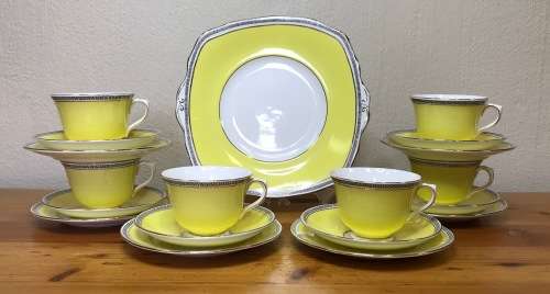 YELLOW ROYAL ALBERT 1927-1935 4510 T.C.W. 6 x TRIO`s CAKE PLATE THOMAS CLARKE WILD SCARCE COLOURFUL!