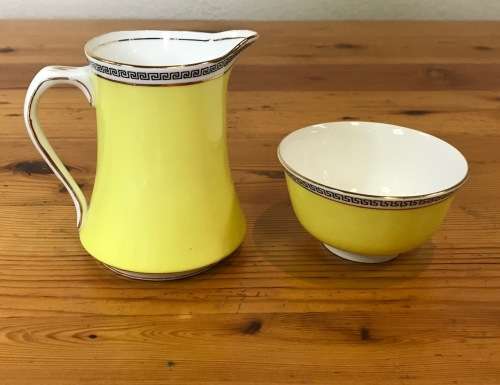 YELLOW ROYAL ALBERT 1917-1925 4510 T.C.W. TEA for 2 TEAPOT 2 TRIOS MILK SUGAR CAKE PLATE THOMAS WILD