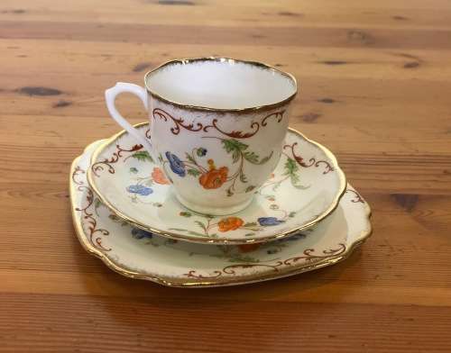 ROYAL ALBERT CROWN CHINA No 8557 1927-1935 HANDPAINTED BLUE and ORANGE FLOWERS EXCELLENT CONDITION!!