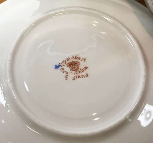 ROYAL ALBERT CROWN CHINA No 8557 1927-1935 HANDPAINTED BLUE and ORANGE FLOWERS EXCELLENT CONDITION!!