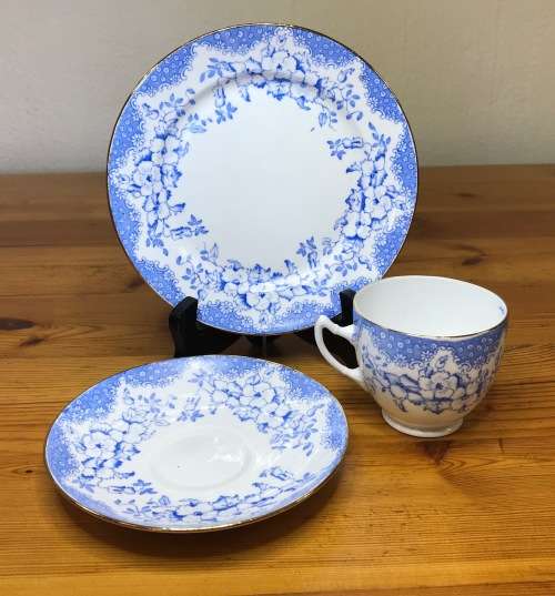 ROYAL ALBERT BLUE and WHITE 1927-35 5698 T.C.W. 6 x TRIO`s CAKE PLATE MILK SUGAR THOMAS CLARKE WILD.