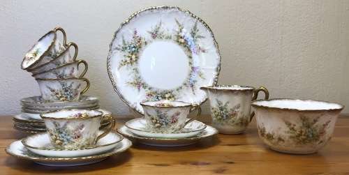 DAVID CHAPMAN and SONS LONGTON ENGLAND TEA SET 6 x TRIO`s CAKE PLATE MILK SUGAR FOXGLOVE FLOWERS!!!!